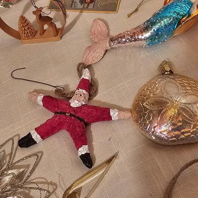 Christmas Ornament Assortment  (S-JS)