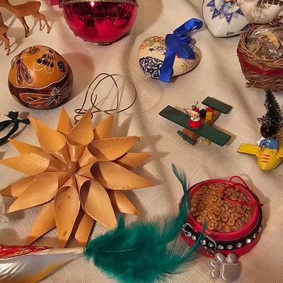 Christmas Ornament Assortment  (S-JS)