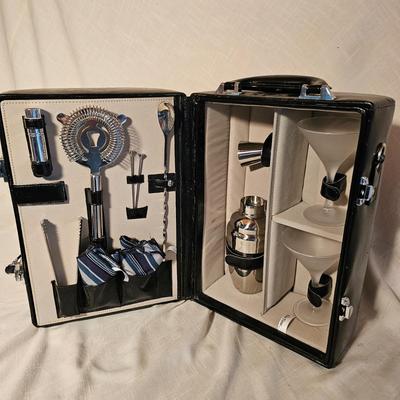 Mixologist Cocktail Travel Cases & More (S-JS)