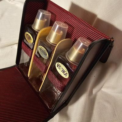 Mixologist Cocktail Travel Cases & More (S-JS)