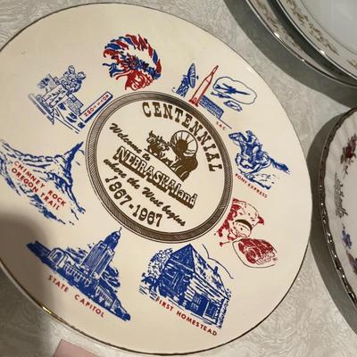 Vintage travel souvenir plates + more