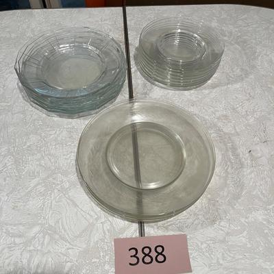 Lot of 3 sizes of crystal plates