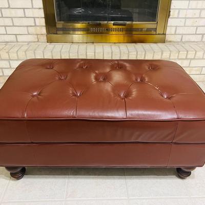 Project Piece~Large Tufted Ottoman