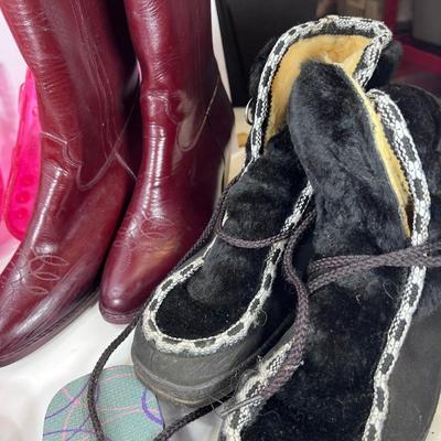 Size 9 shoe lot