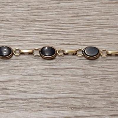 #189: 14kt and Onyx Bracelet