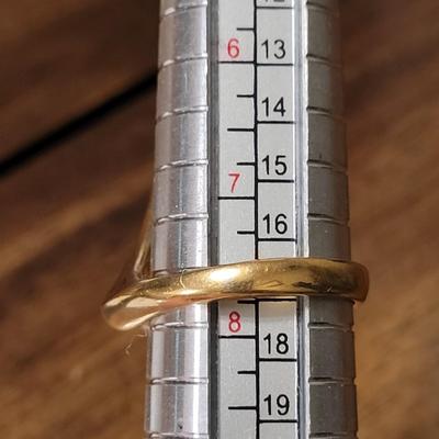 #197: 18kt GE Cubic Zirconia Ring