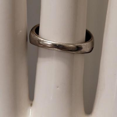 #202: 18kt GE Ring