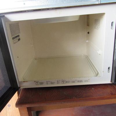 Lot 439: Old Larger Size Microwave, Works