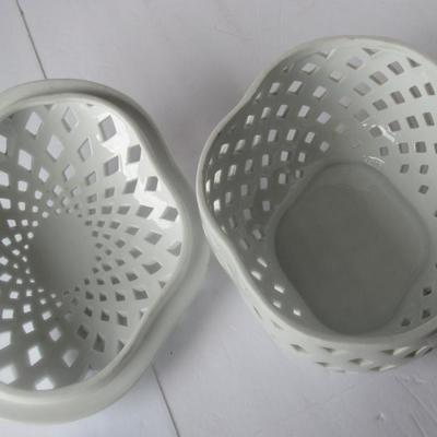 Lot 444:  Vintage Lefton 60th Anniversary Event Piece, Legacy White Pierced Covered Bowl