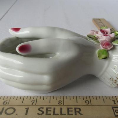 Lot 449:  Vintage Lefton Hand Calling Card Holder