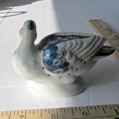 Lot 455:  Duck Potpourri Holder