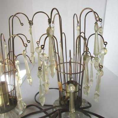 Lot 459: Vintage Wire, Glass and Plastic Lamps