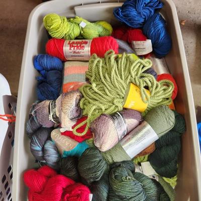 Large lot of yarn #11