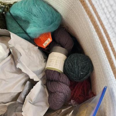 Large lot of yarn #13