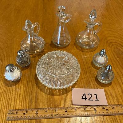 Lot of crystal items