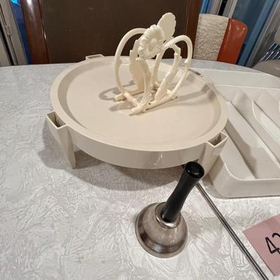 Plastic ware for kitchen