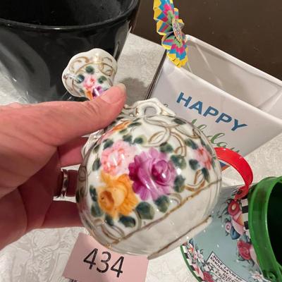 Lot of decor