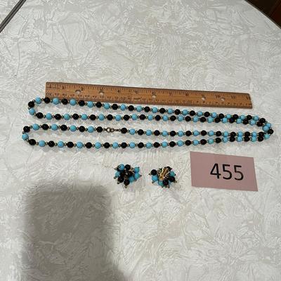 Vintage beads set