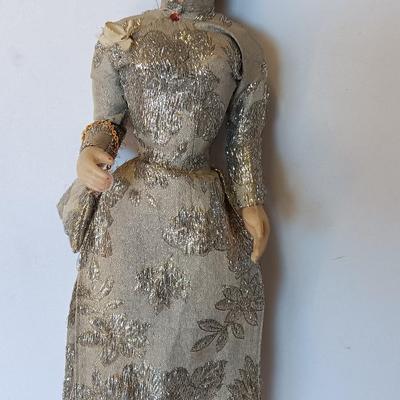 1960s Vietnamese costume Doll in beautiful fancy dress