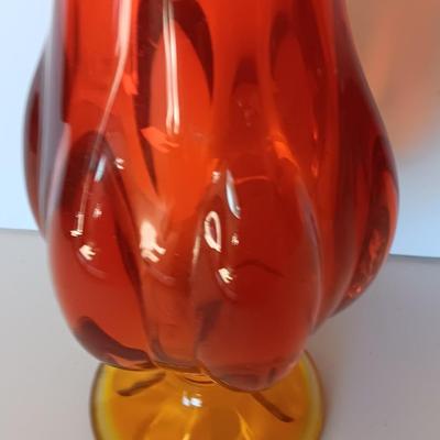 Vintage swung vase -Beautiful Mid Century Modern Amberina Swung Vase