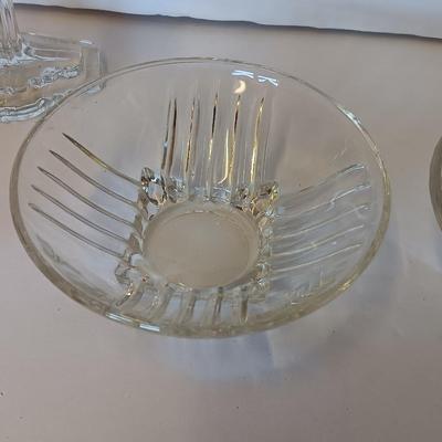 Anchor Hocking Queen Mary Clear Glass Double Taper Candle Holders and four Clear Federal Glass Fruit bowls (2 of 3)