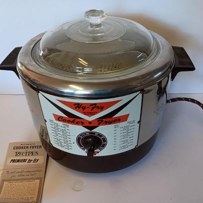 Vintage HY-FRY Automatic Electric cooker - Fryer with lid and metal strainer inside comes with instructions booklet
