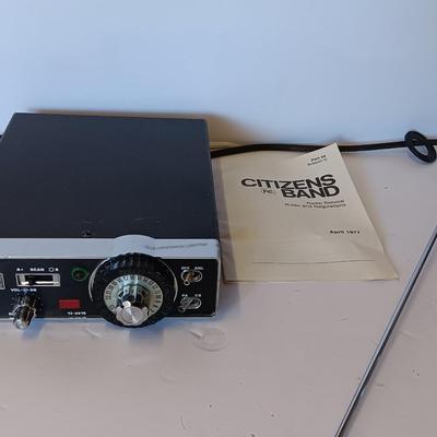 NICE 1977 Citizens Band Radio Service CB radio with rules and regulations booklet