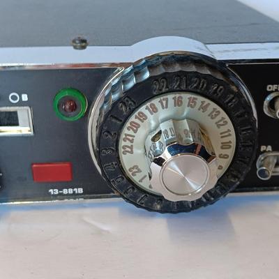 NICE 1977 Citizens Band Radio Service CB radio with rules and regulations booklet