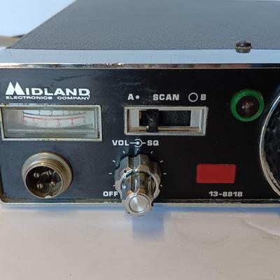 NICE 1977 Citizens Band Radio Service CB radio with rules and regulations booklet