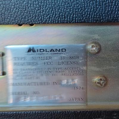 NICE 1977 Citizens Band Radio Service CB radio with rules and regulations booklet