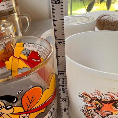 Vintage Lot Cartoon Glasses - Garfield, Mickey, Tony Tiger