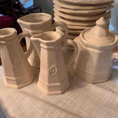 Large Vintage Pfaltzgraff Tableware Set