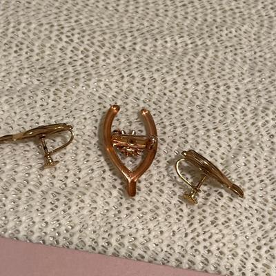 Coro style gold filled wishbown set