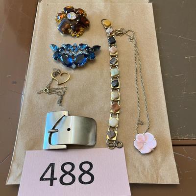 Lot of gorgeous Rhinestone & vintage jewelry