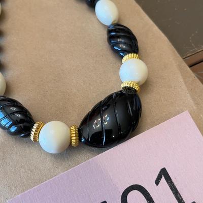 Lucite jewelry set
