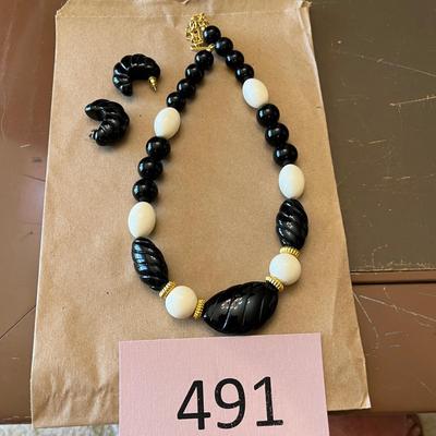 Lucite jewelry set