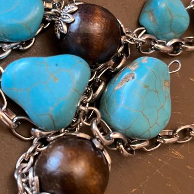 Necklace & earring set