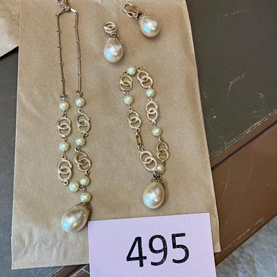 Pearl jewelry set