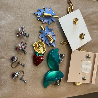 Costume earring grouping