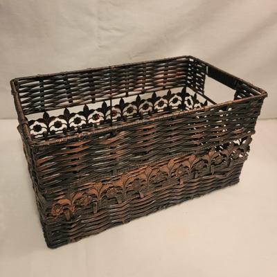 Bronze Colored Lamp and Faux Wicker and Metal Baskets (M-DW)