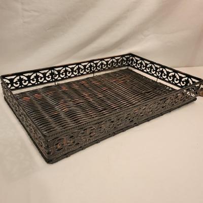 Bronze Colored Lamp and Faux Wicker and Metal Baskets (M-DW)