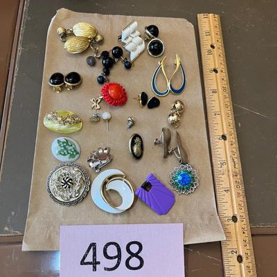 Lot of earrings