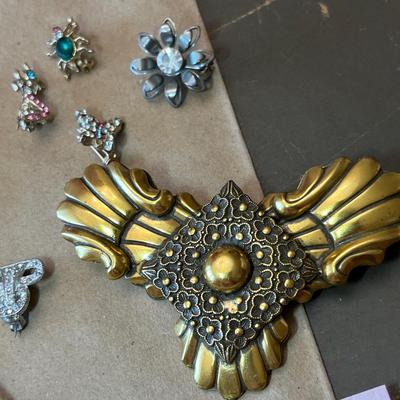 Vintage brooches