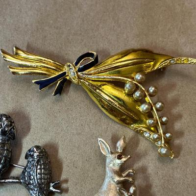 Vintage brooches