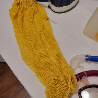 Masks, Snorkels, Fins and More (M-DW)