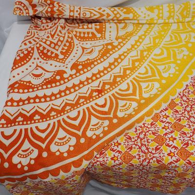 Tablecloths, Placemats,  Doilies and More (LR-DW)