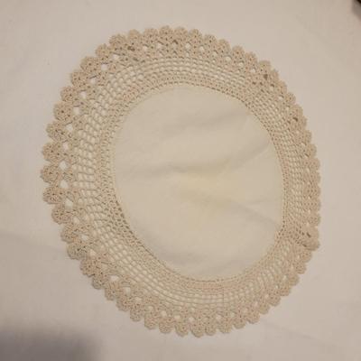 Tablecloths, Placemats,  Doilies and More (LR-DW)