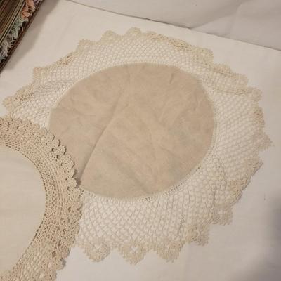 Tablecloths, Placemats,  Doilies and More (LR-DW)