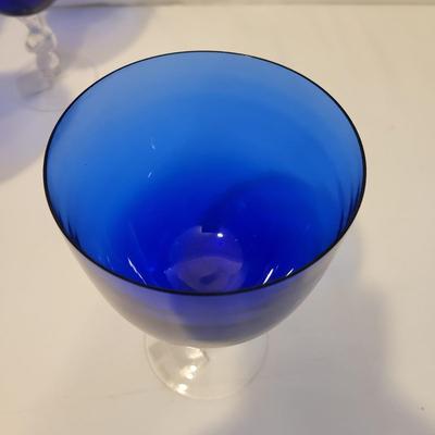 Eight Zrike Twist Cobalt Blue Goblets (LR-DW)