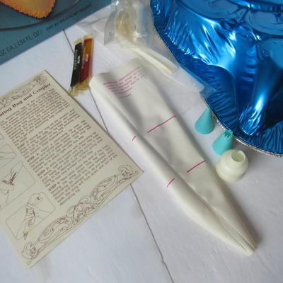 Lot 474:  Neat Older Wilton Cake Decorating Kit, Unused